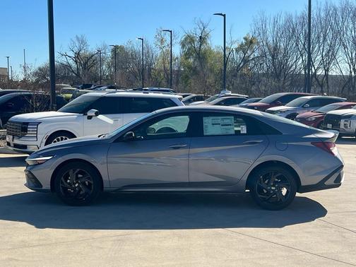 2026 Hyundai ELANTRA Sport