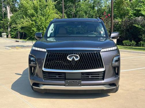 Anthracite Gray 2025 INFINITI QX80 Luxe