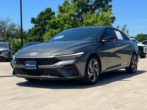 2025 Hyundai ELANTRA Sport