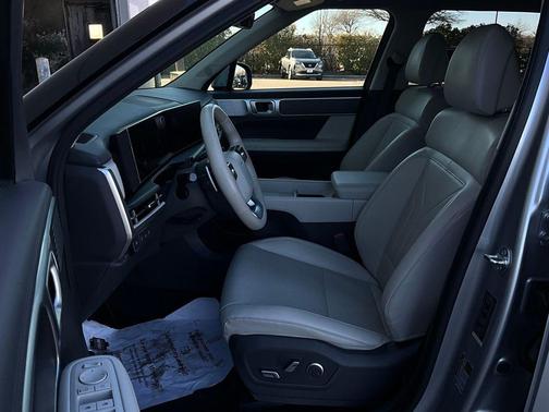 Shimmering Silver 2025 Hyundai SANTA FE SEL 2.4