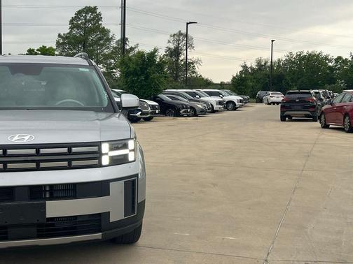 Shimmering Silver 2025 Hyundai SANTA FE SEL 2.4