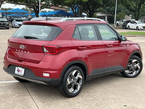 Ultimate Red 2025 Hyundai VENUE SEL