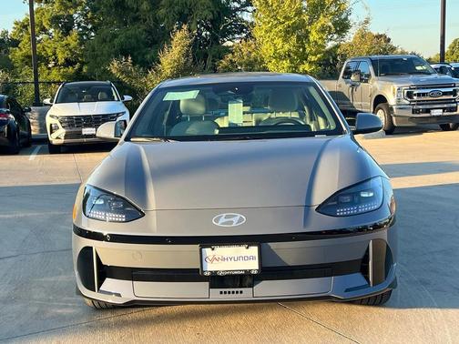 2025 Hyundai IONIQ 6 SEL