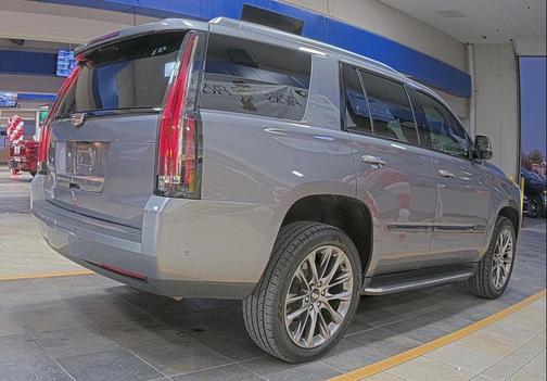 2020 Cadillac Escalade Luxury