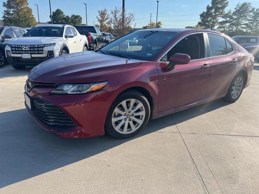 2020 Toyota Camry LE