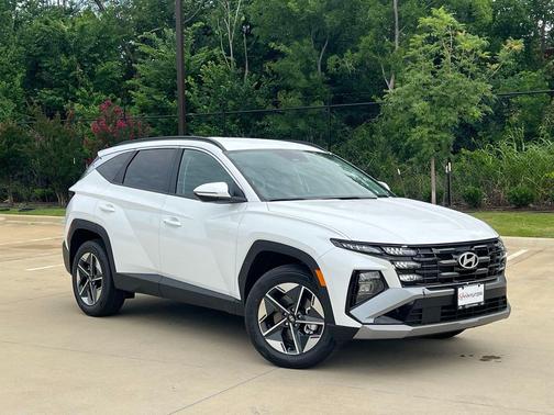 Creamy White Pearl 2026 Hyundai TUCSON Hybrid SEL Convenience