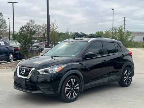 2020 Nissan Kicks SV