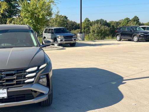 2025 Hyundai TUCSON Hybrid Limited