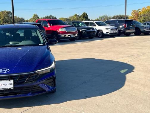 2026 Hyundai ELANTRA Sport