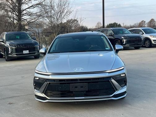 2024 Hyundai SONATA Hybrid Limited