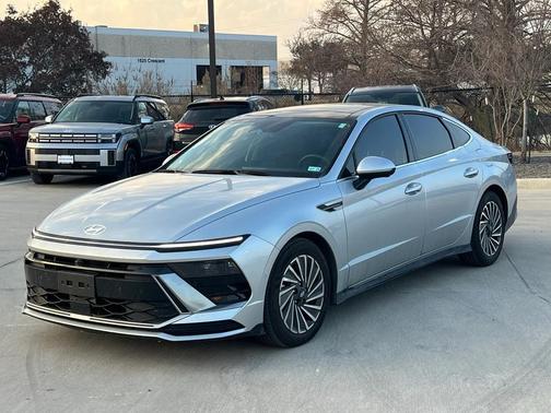 2024 Hyundai SONATA Hybrid Limited