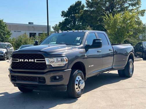 2024 RAM 3500 Big Horn Crew Cab 4x4 8' Box