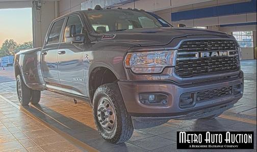 2024 RAM 3500 Big Horn Crew Cab 4x4 8' Box