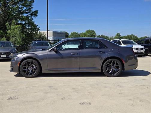 2021 Chrysler 300 S