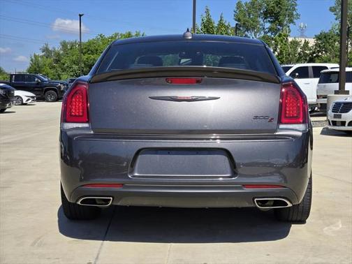 2021 Chrysler 300 S