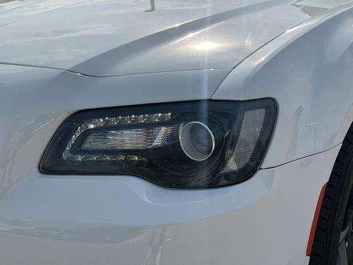 2023 Chrysler 300 Touring