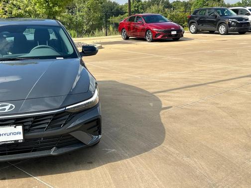 2025 Hyundai ELANTRA Sport
