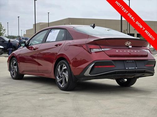 2025 Hyundai ELANTRA Sport