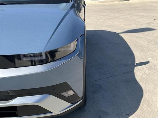 2025 Hyundai IONIQ 5 SE