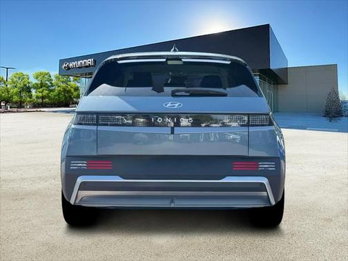 2025 Hyundai IONIQ 5 SE