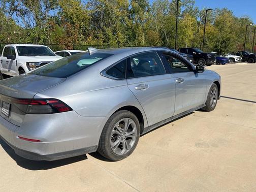 2024 Honda Accord EX 1.5T