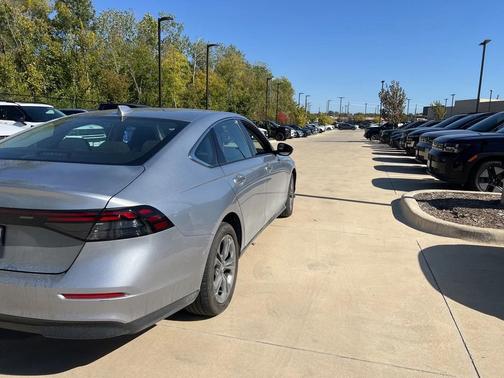 2024 Honda Accord EX 1.5T