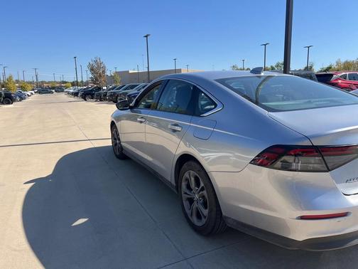 2024 Honda Accord EX 1.5T