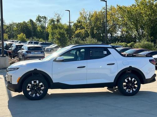 Atlas White 2026 Hyundai SANTA CRUZ SEL