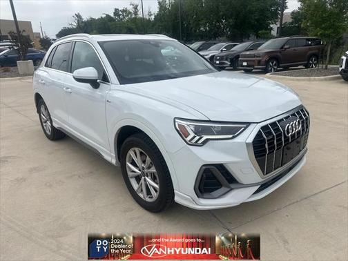 2024 Audi Q3 Premium 45 TFSI S line quattro Tiptronic