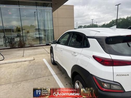 2022 Hyundai KONA SE