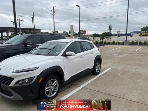 2022 Hyundai KONA SE