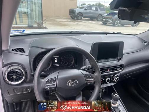 2022 Hyundai KONA SE