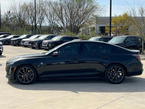 2024 Cadillac CT5 Sport