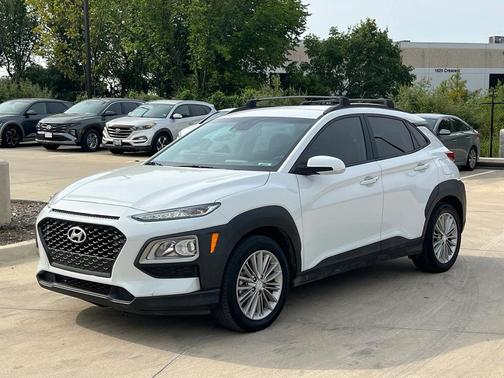 2021 Hyundai KONA SEL