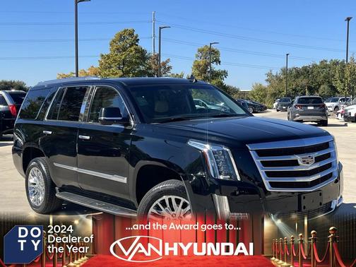 2018 Cadillac Escalade Luxury