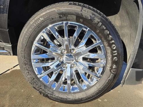 2018 Cadillac Escalade Luxury