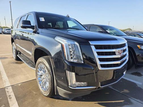 2018 Cadillac Escalade Luxury