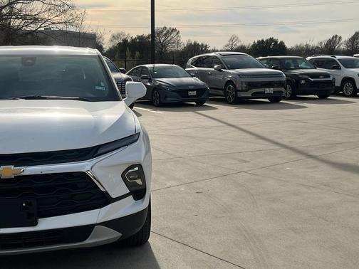 2025 Chevrolet Blazer 2LT