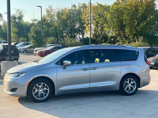2018 Chrysler Pacifica Limited