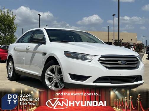 2018 Ford Taurus SE