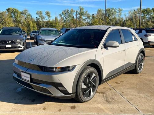 2026 Hyundai IONIQ 5 SE