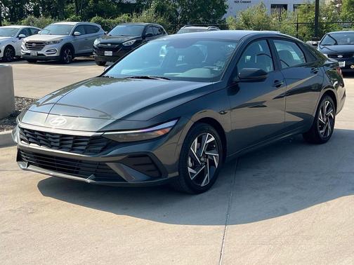 2025 Hyundai ELANTRA Sport