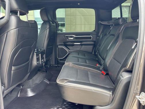 Granite Crystal Metallic Clearcoat 2020 RAM 1500 Laramie