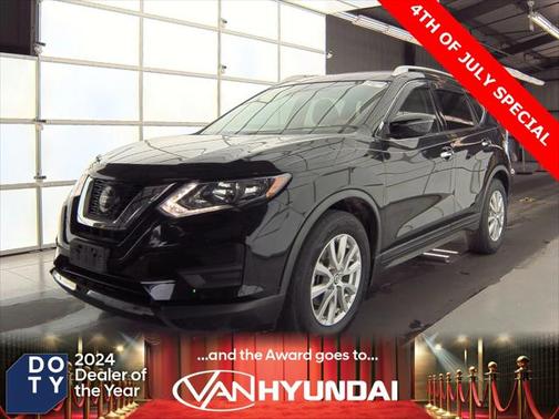 2020 Nissan Rogue SV