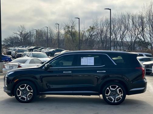 2025 Hyundai PALISADE SEL Premium