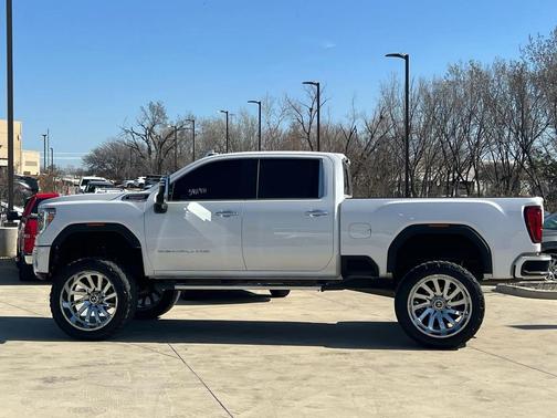 2022 GMC Sierra 2500 Denali