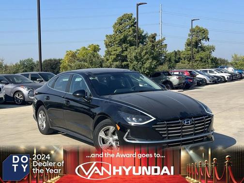 2022 Hyundai SONATA SE
