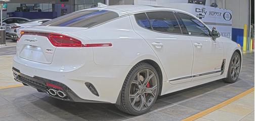 2020 Kia Stinger GT1