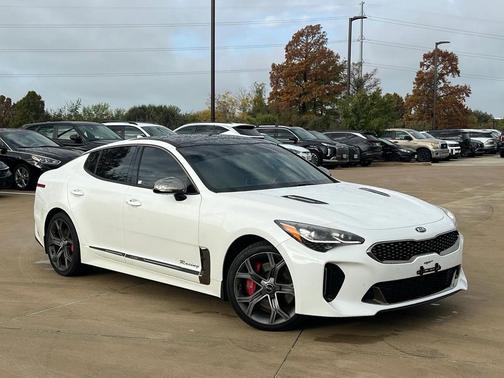 2020 Kia Stinger GT1