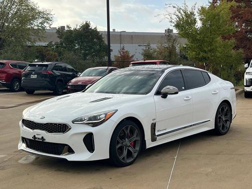 2020 Kia Stinger GT1
